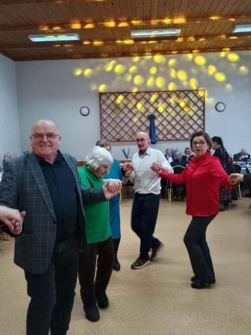 b84b6359-cf2e-47ad-a56f-dfb8313700c2